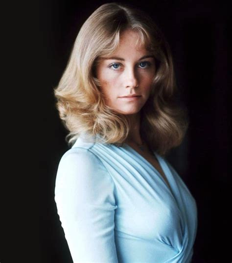 cybil shepard nude|18 Fascinating Color Photographs of a Young Cybill Shepherd in。